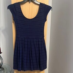 SO navy blue dress small